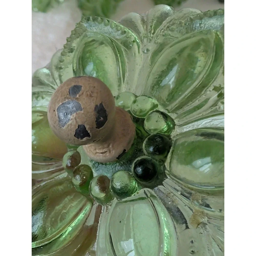 Antique Pressed Sandwich Glass Green Depression Curtain Tie Backs Rosettes Lot
